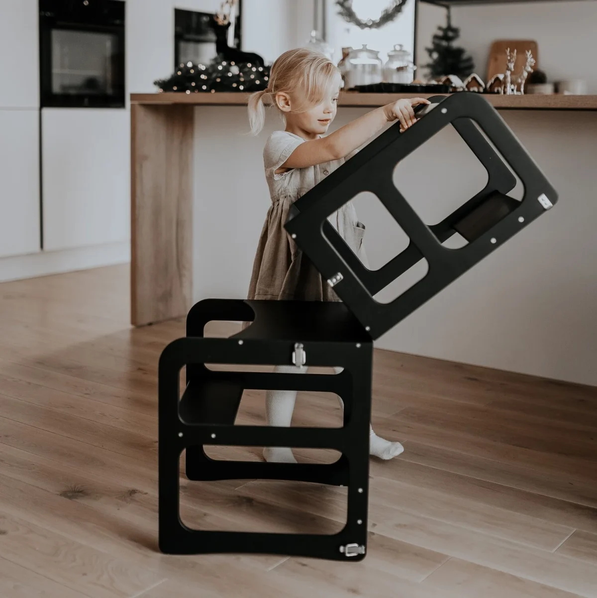 2-in-1 Kitchen Tower / Table & Chair, photo 2