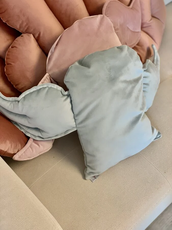 Decorative Cushion Wings, photo 3