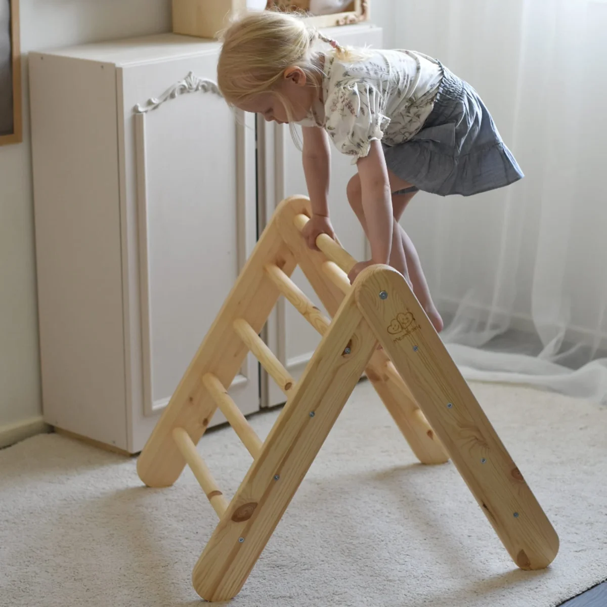Large Wooden Pikler Ladder, photo 12