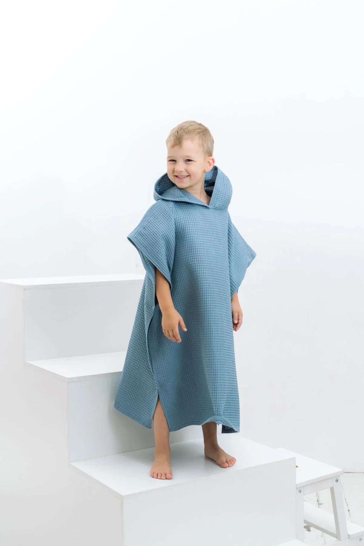 Hooded Towel Poncho, Waffle Cotton — Blue