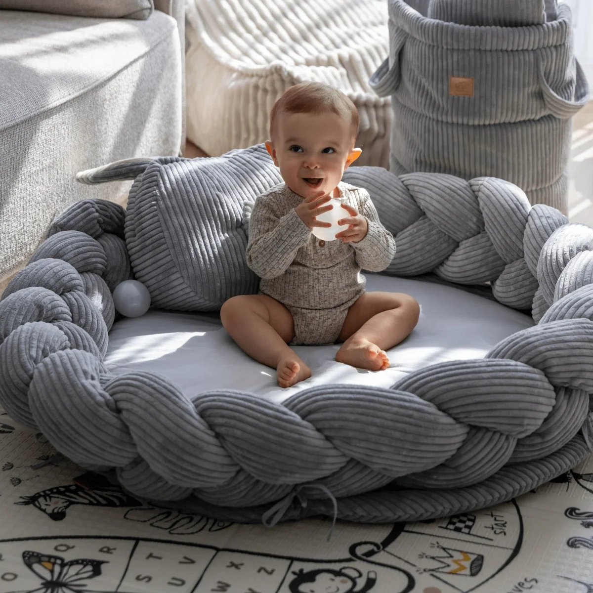 Baby Nest & Play Mat with Crib Bumper Braid — Grey