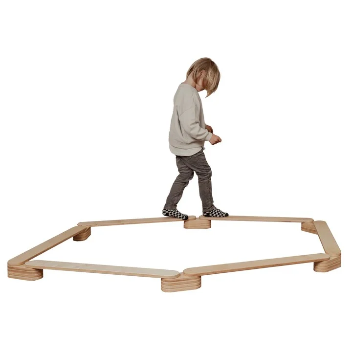Wooden Balance Beams, Set of 6 (4.6 m Path)