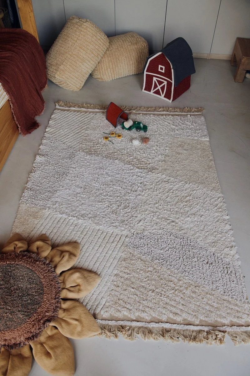 Lorena Canals Farm Fields — Play Rug with 7 Cotton Toys, 120 × 170 cm, photo 3