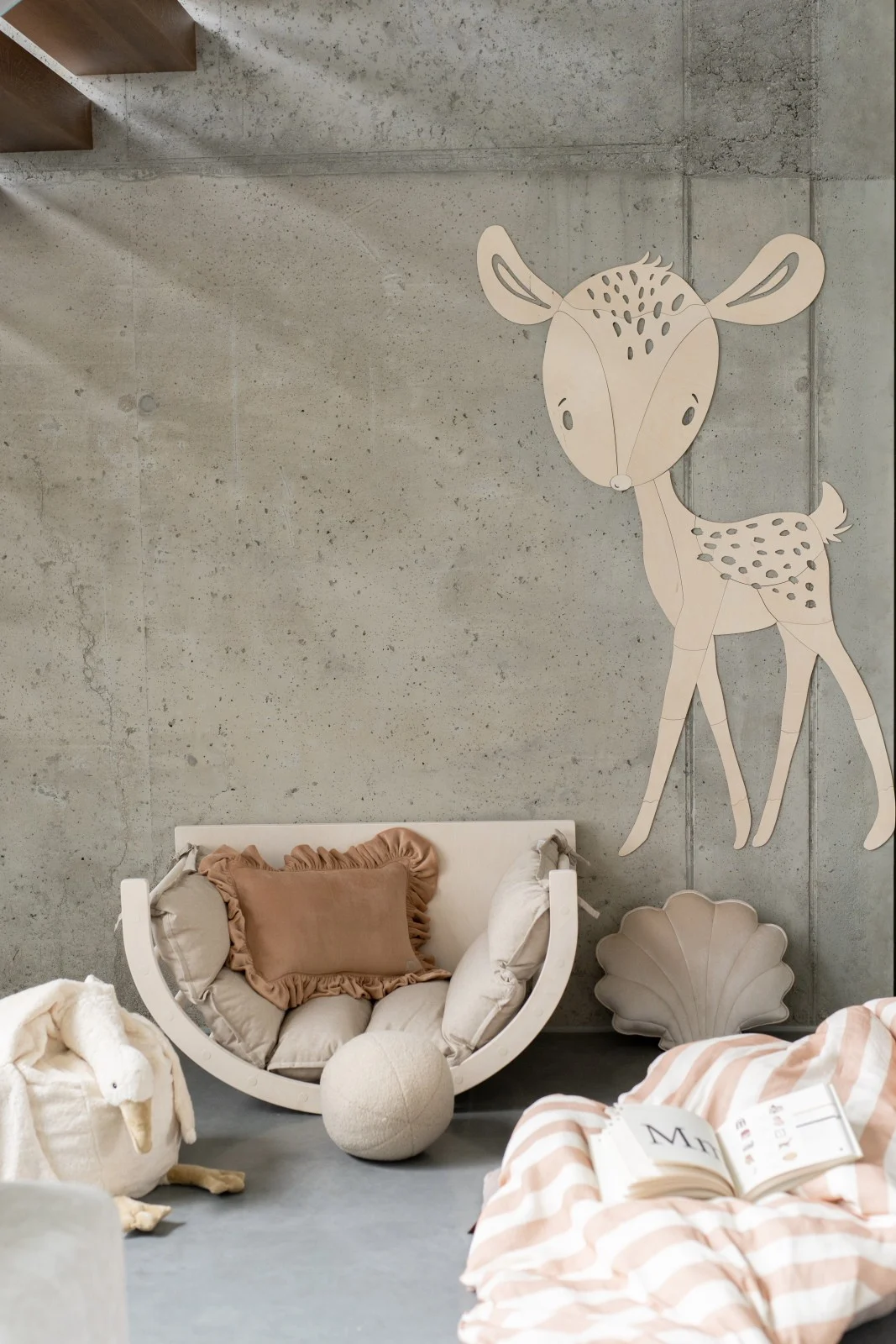 Forest Animal Wall Decoration: Deer, Fox or Hedgehog — Deer
