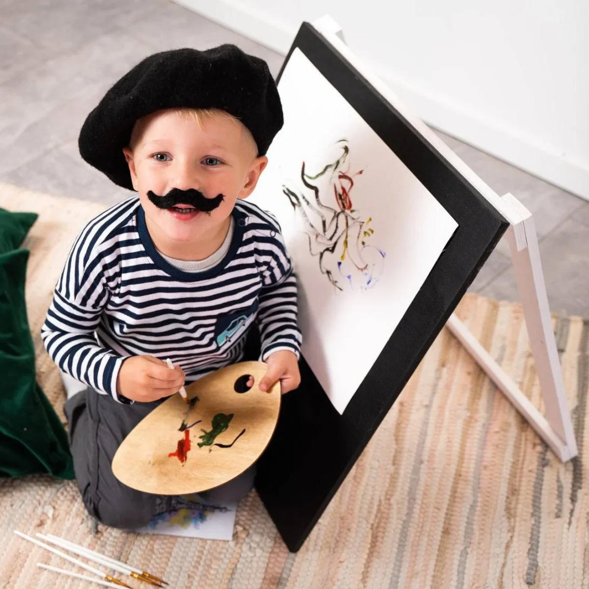 Wooden Chalkboard Easel for Kids, photo 4