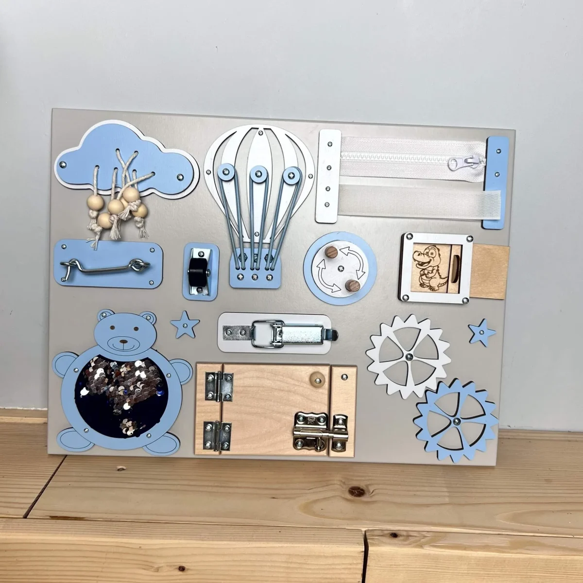 Small Busy Board with Doors, 30 × 40 cm, photo 3