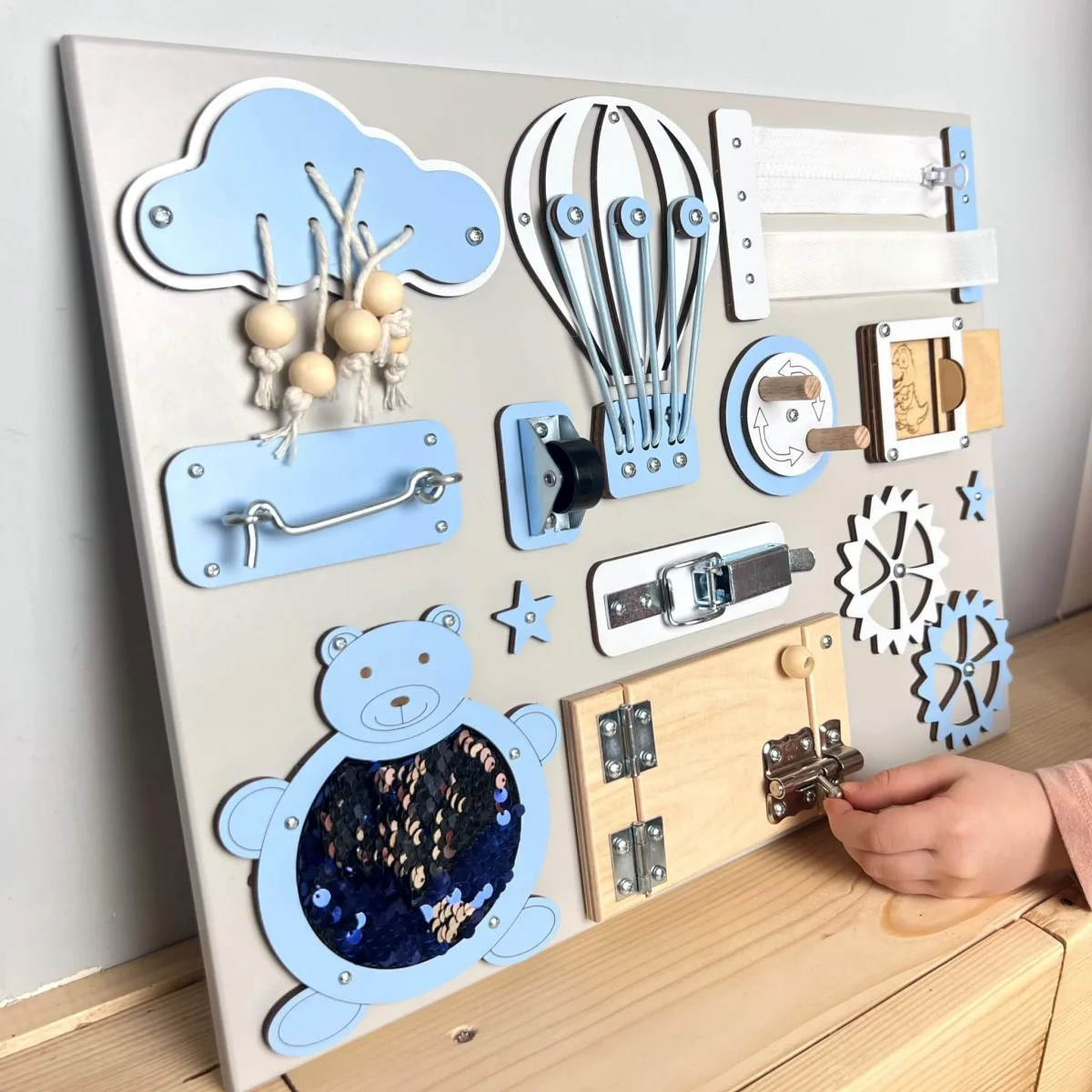 Small Busy Board with Doors, 30 × 40 cm, photo 4
