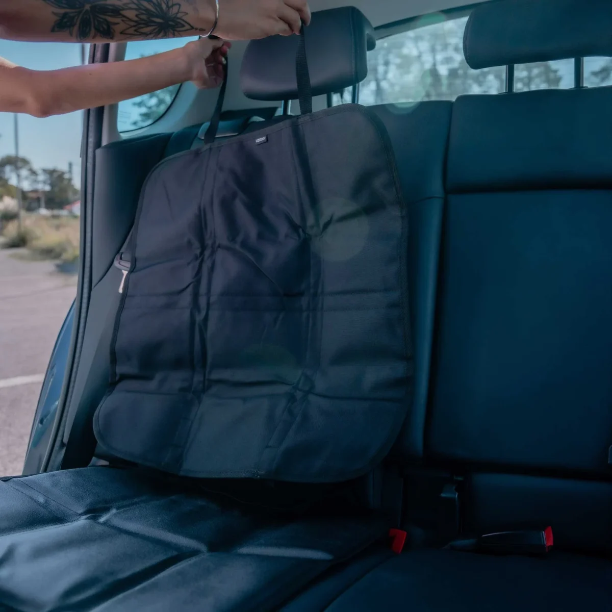 3-in-1 Seat Protector and Back Seat Organizer, photo 3