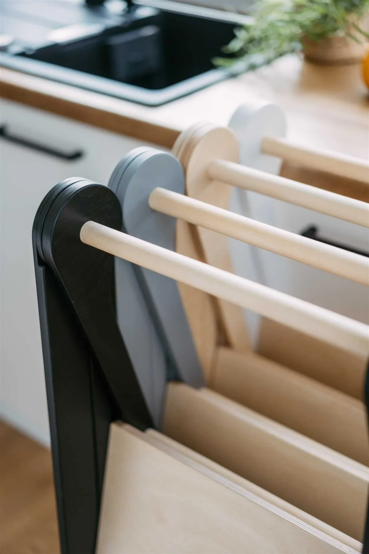 Foldable Kitchen Helper Tower with Removable Rail, photo 14