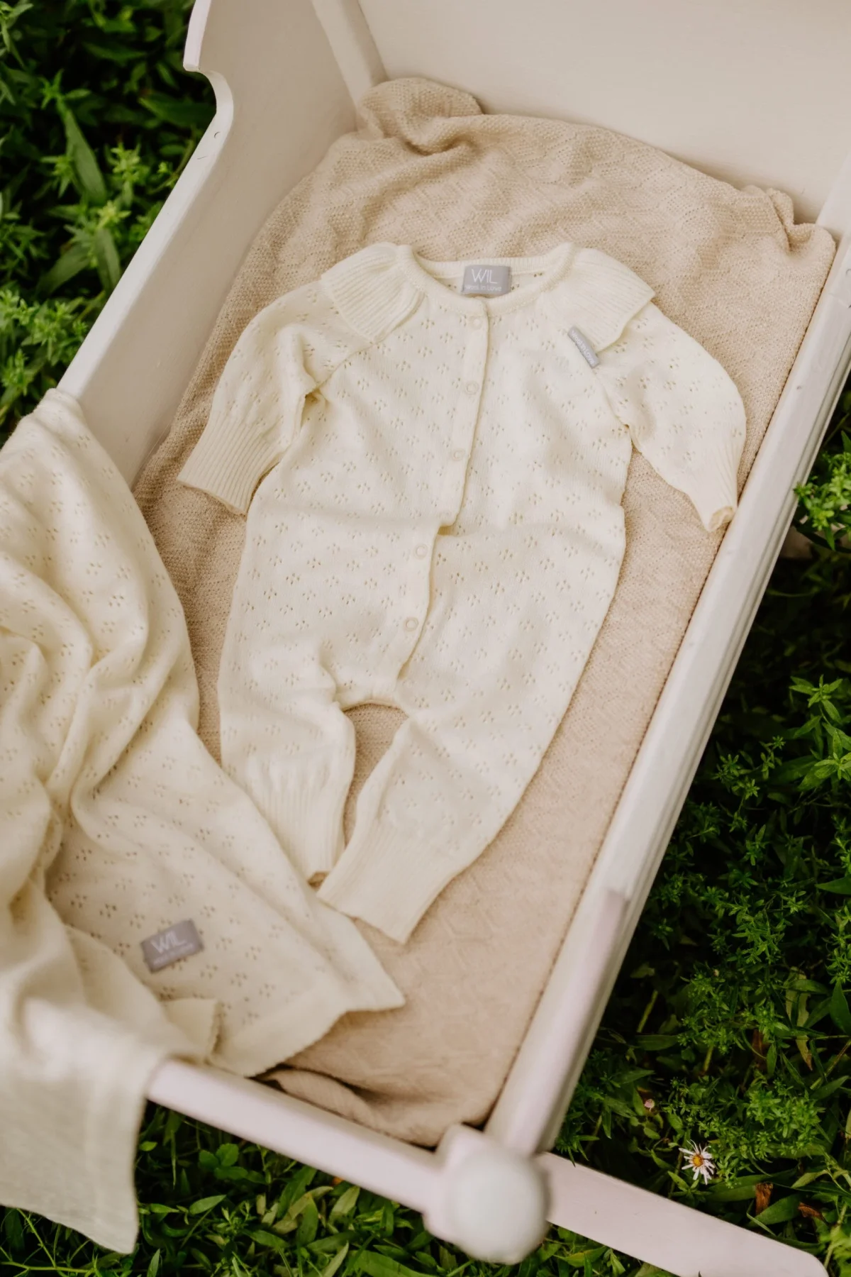 LOVE Merino Gift Set with Floral Blanket, photo 5