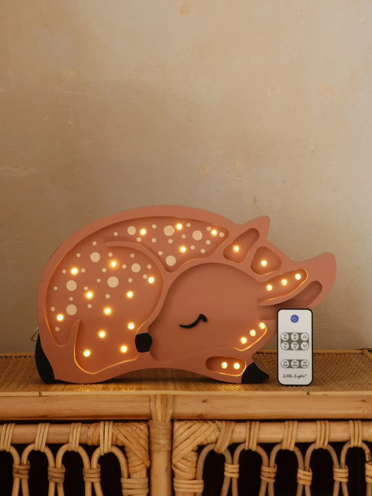 Little Lights Deer — puidust öölamp, foto 3