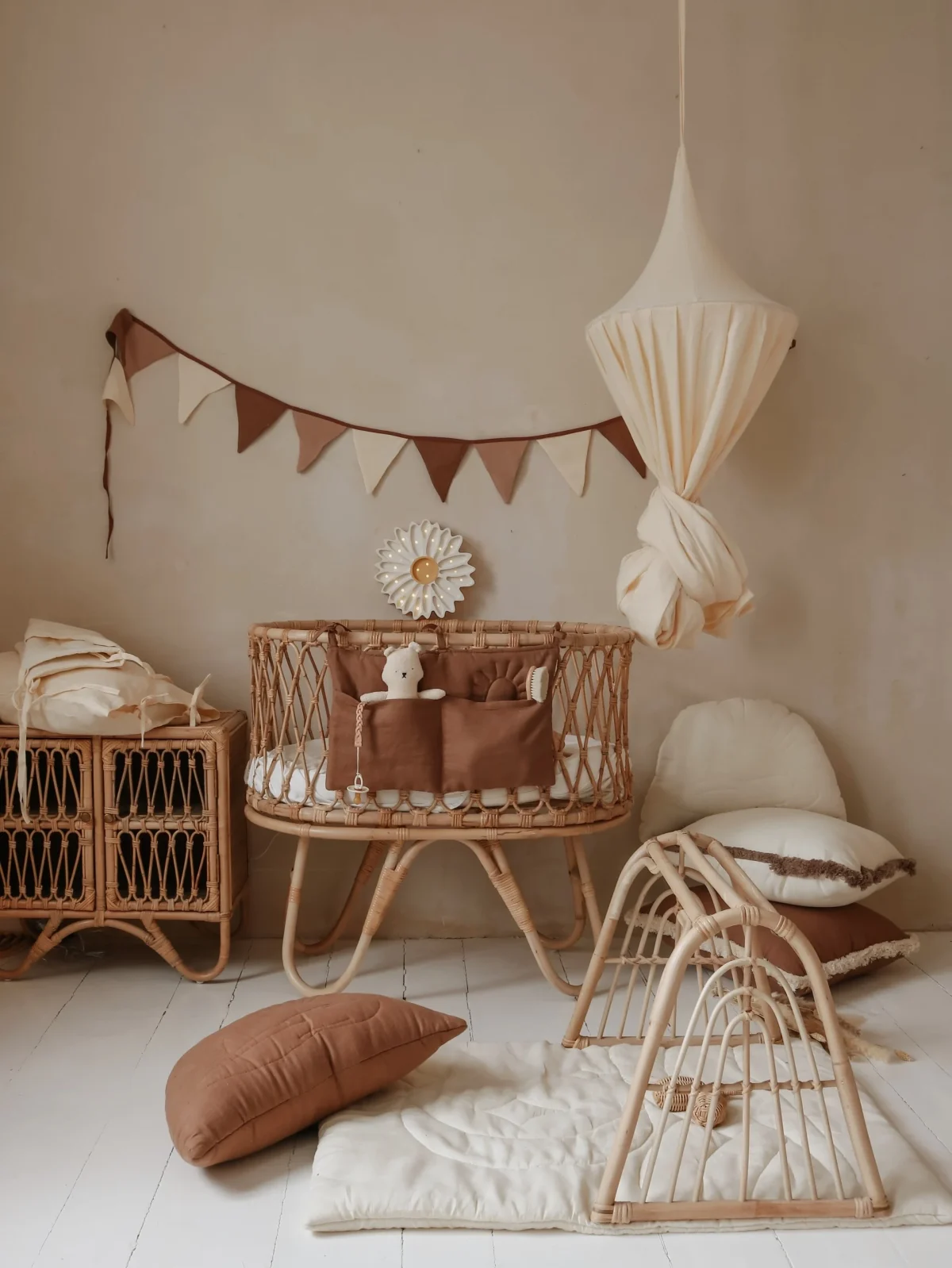 Little Lights Daisy — Wooden Night Light, photo 4