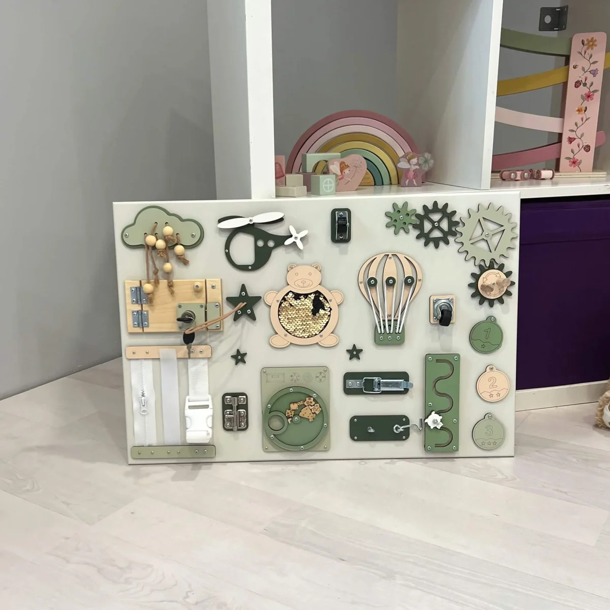 Montessori Busy Board, 40 × 60 cm