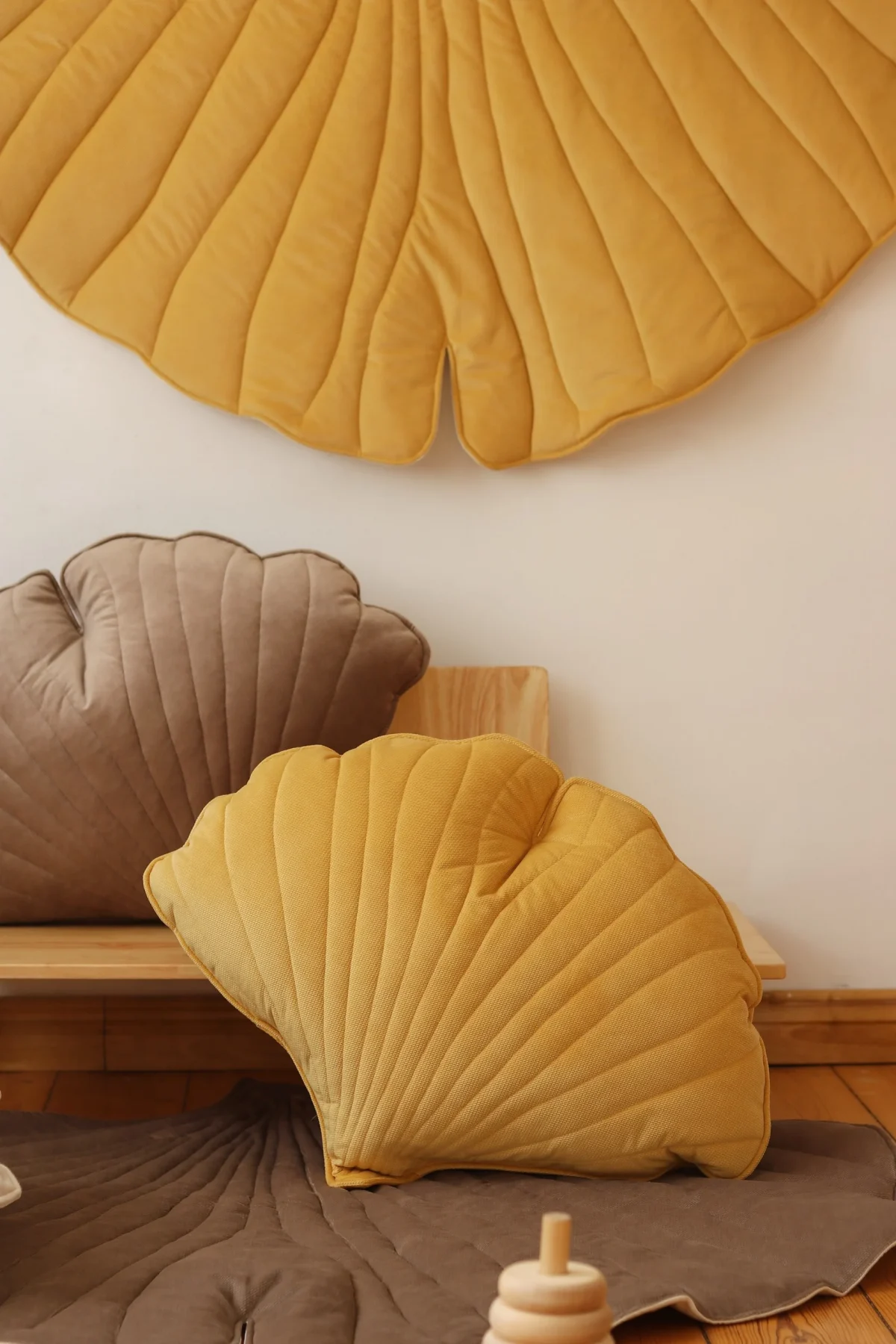 Double-Sided Ginkgo Leaf Playmat, Cotton and Velvet, photo 6