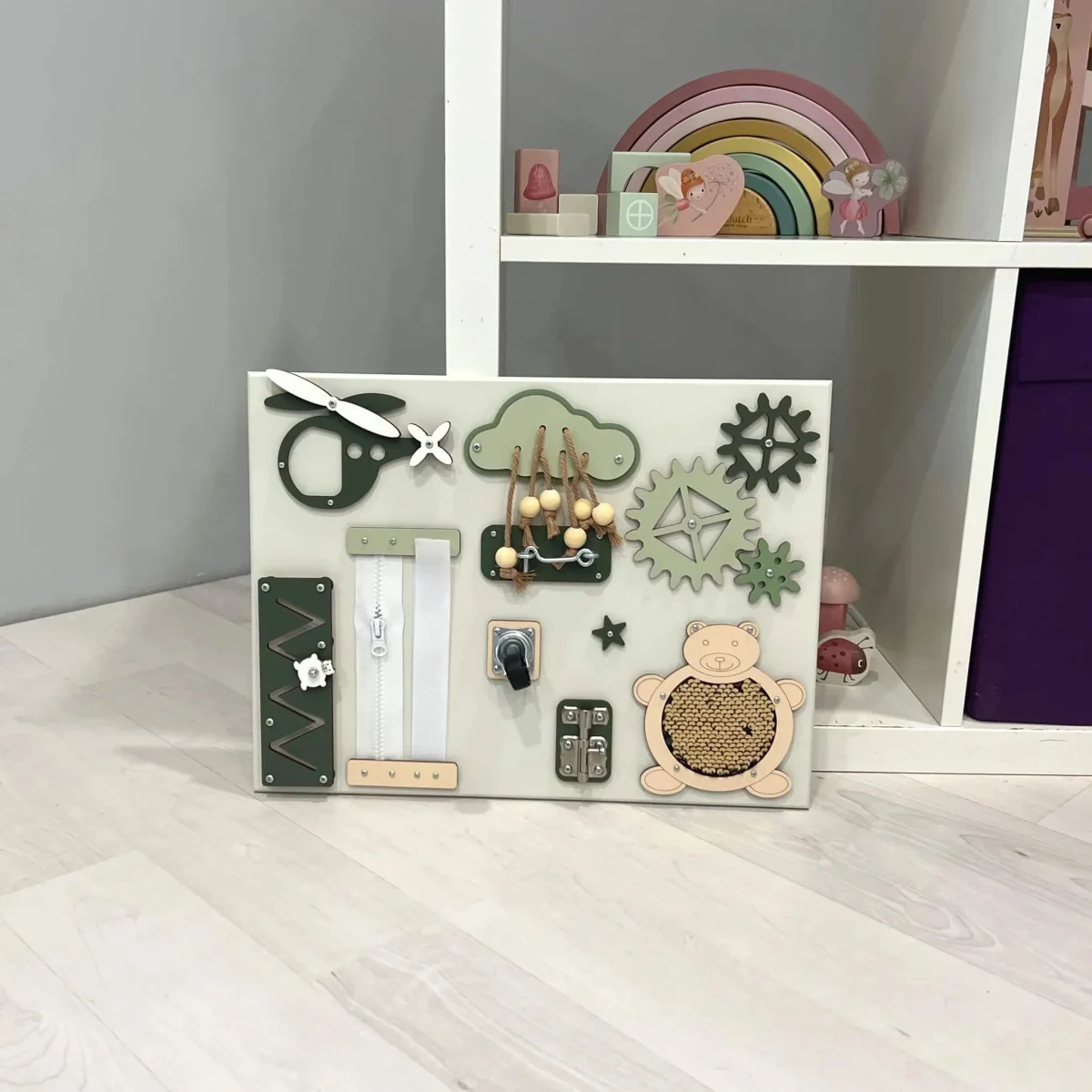 Portable Busy Board, 30 × 40 cm — Green