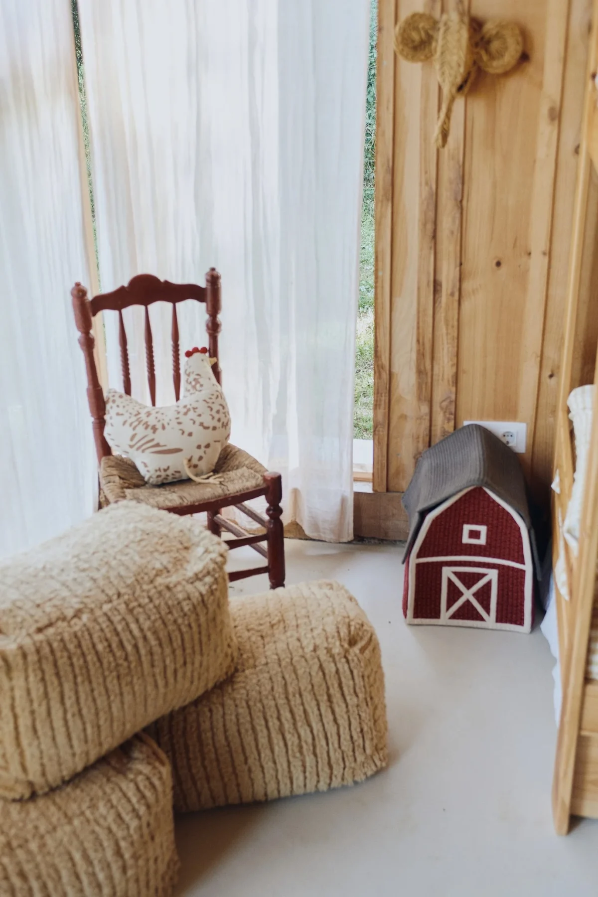 Lorena Canals Haystack — Cotton Pouf, photo 6
