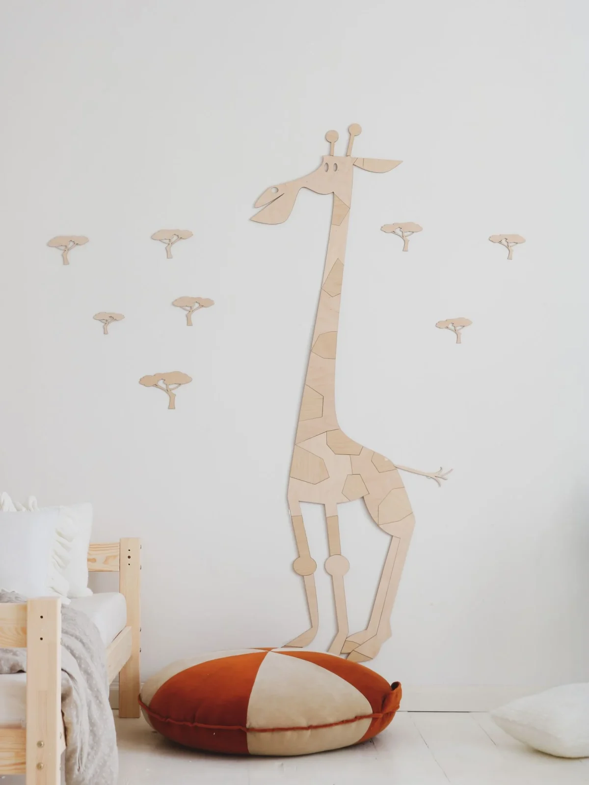 Safari Wooden Wall Decoration, 5 Animals — Giraffe