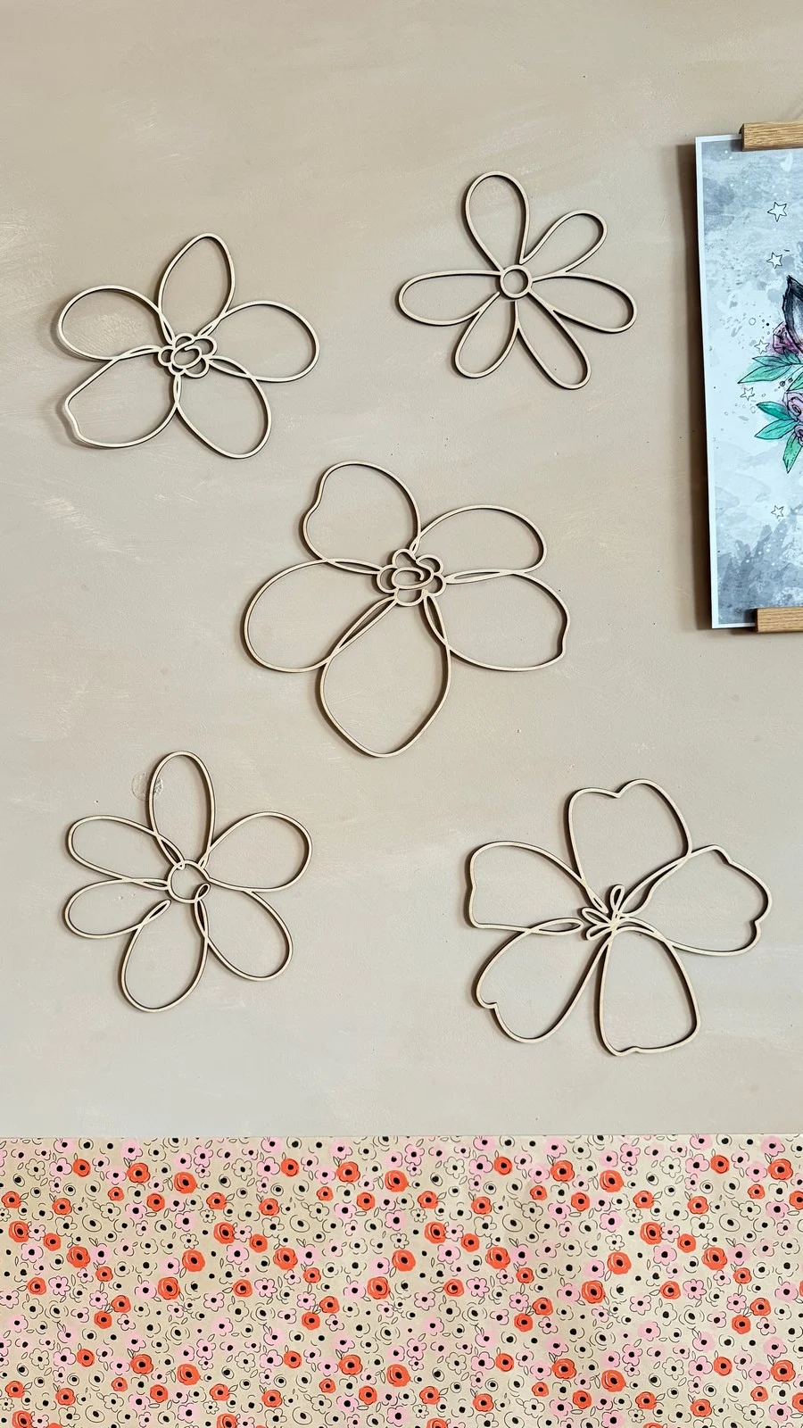 Set of 6 Wooden Flowers Wall Decoration