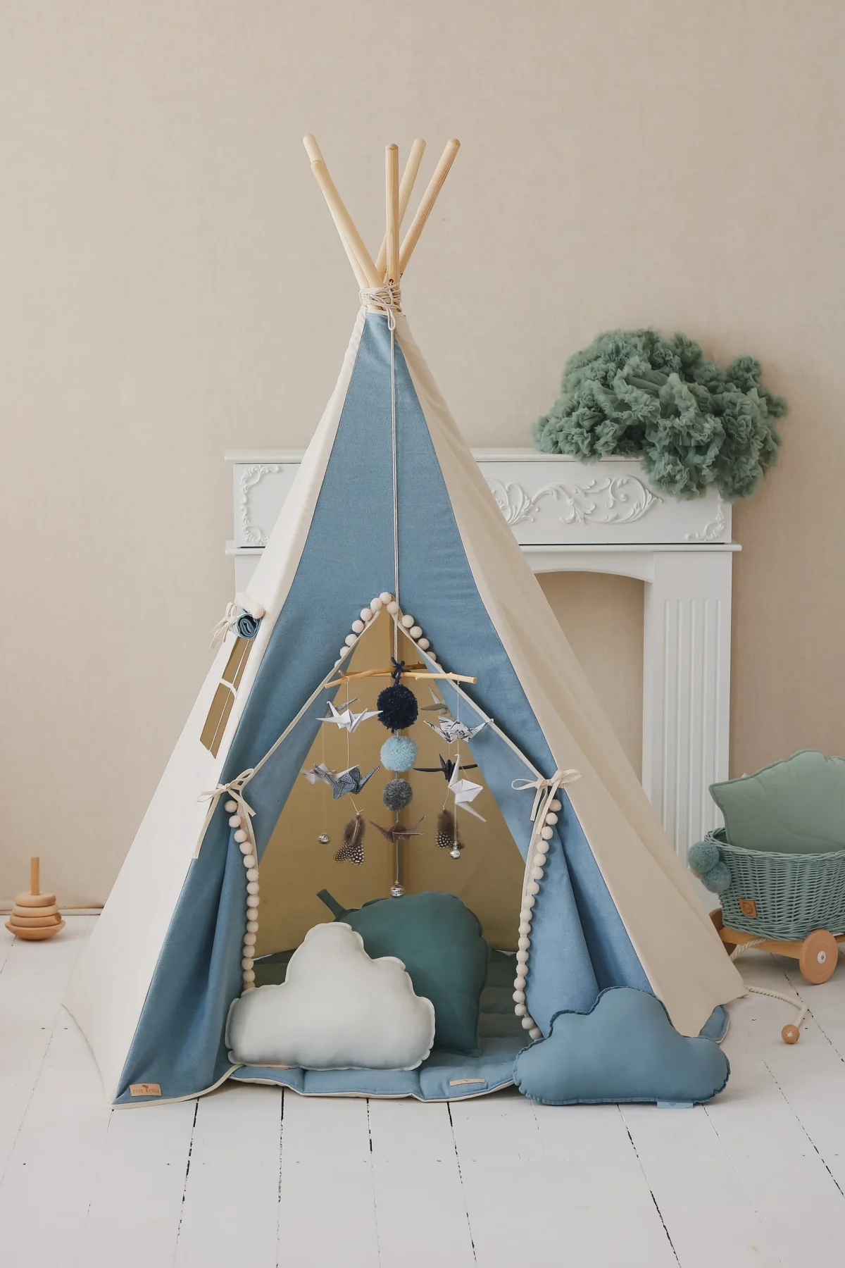 Cotton Teepee Tent with Window and Pine Poles, photo 5