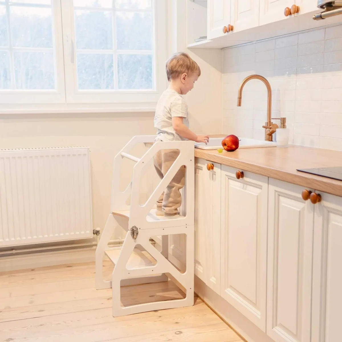 leg&go Modustep — Transformable Kitchen Tower, Table and Chair — White