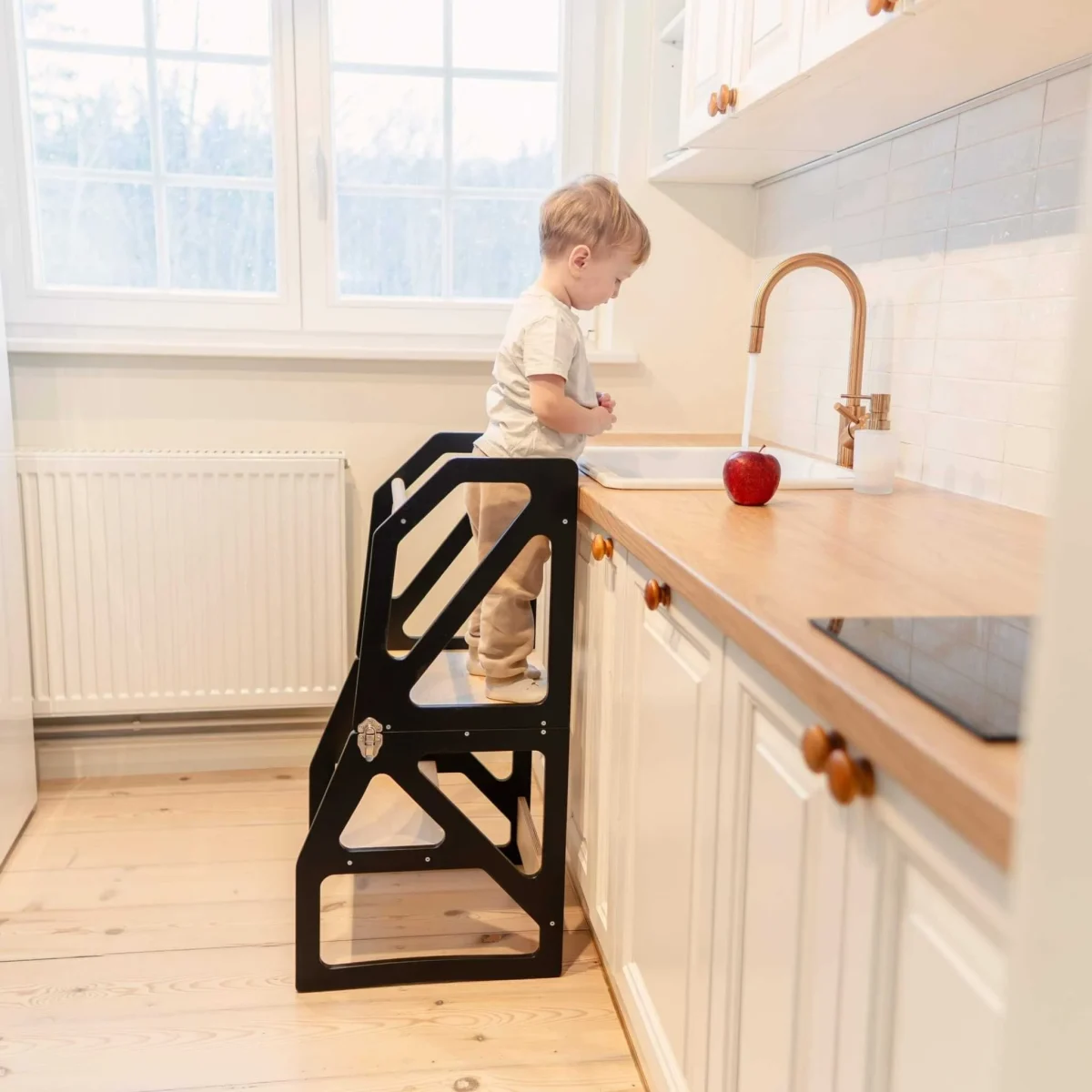 leg&go Modustep — Kitchen Tower with High Chair and Feeding Tray, photo 2
