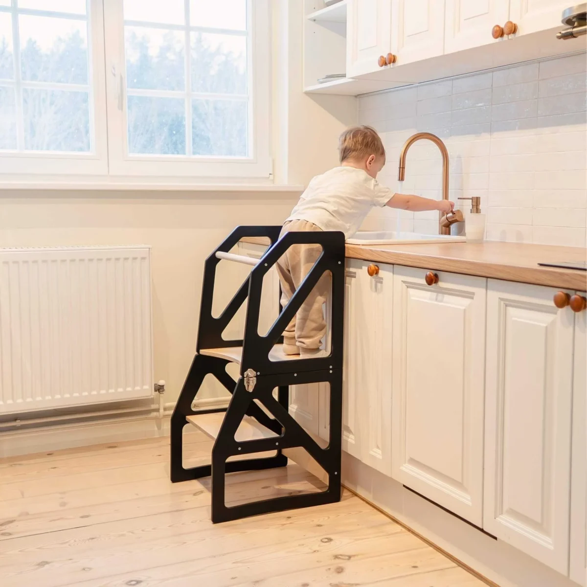 leg&go Modustep — Transformable Kitchen Tower, Table and Chair — black