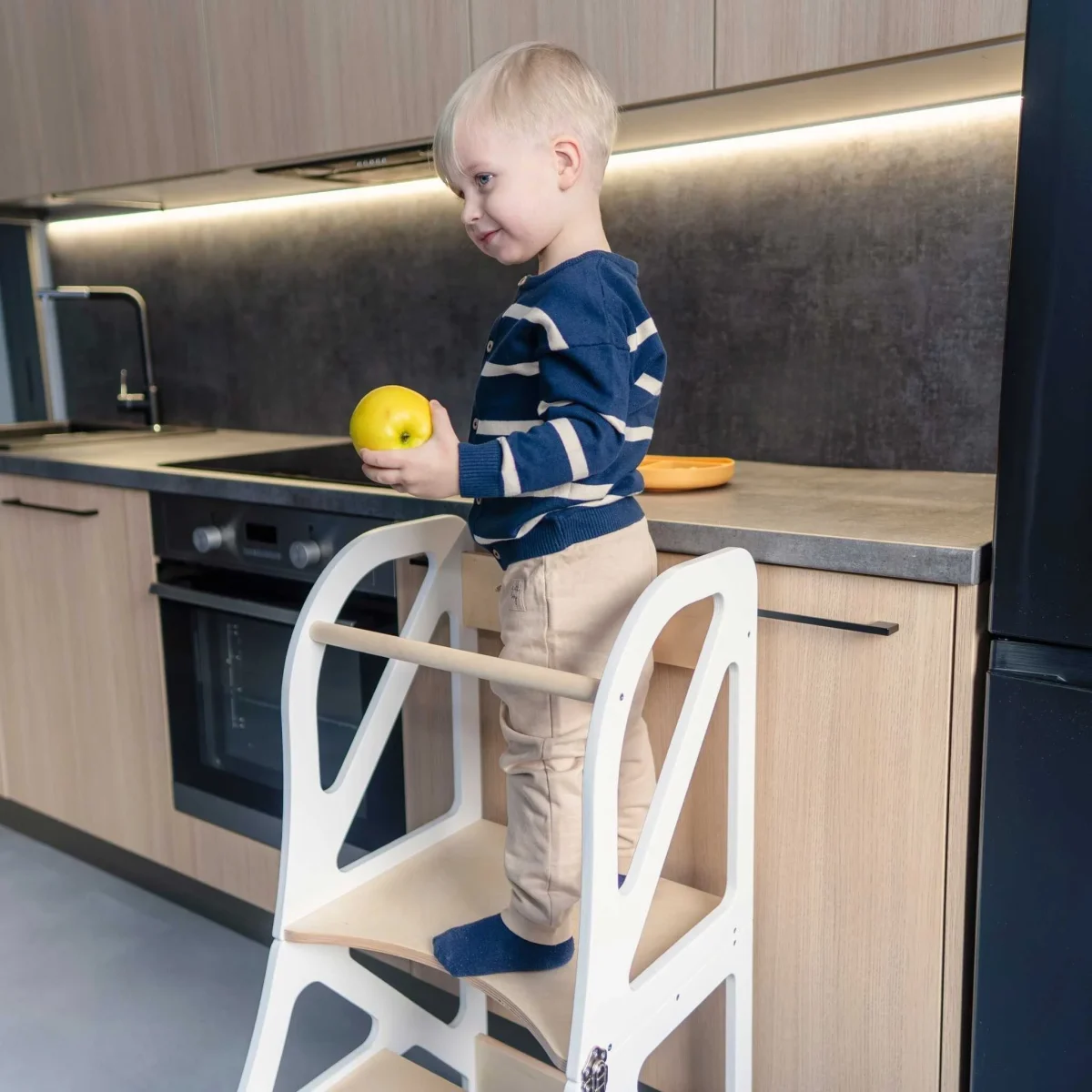 leg&go Securestep — Kitchen Tower, Folds into Table and Chair — White