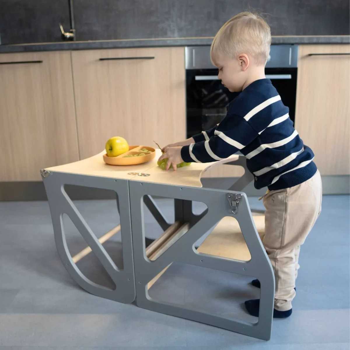 leg&go Securestep — Kitchen Tower, Folds into Table and Chair, photo 4
