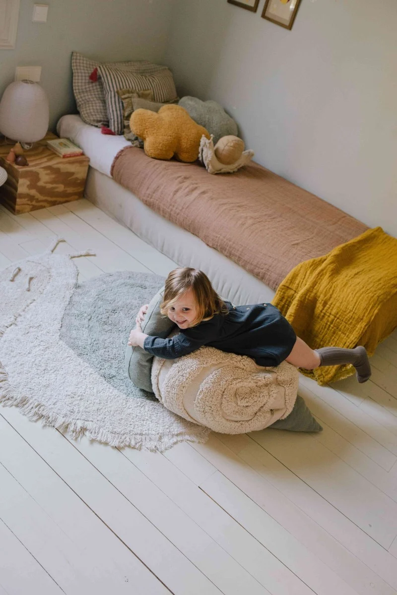 Lorena Canals Snail — Washable Rug, 90 × 130 cm, photo 4
