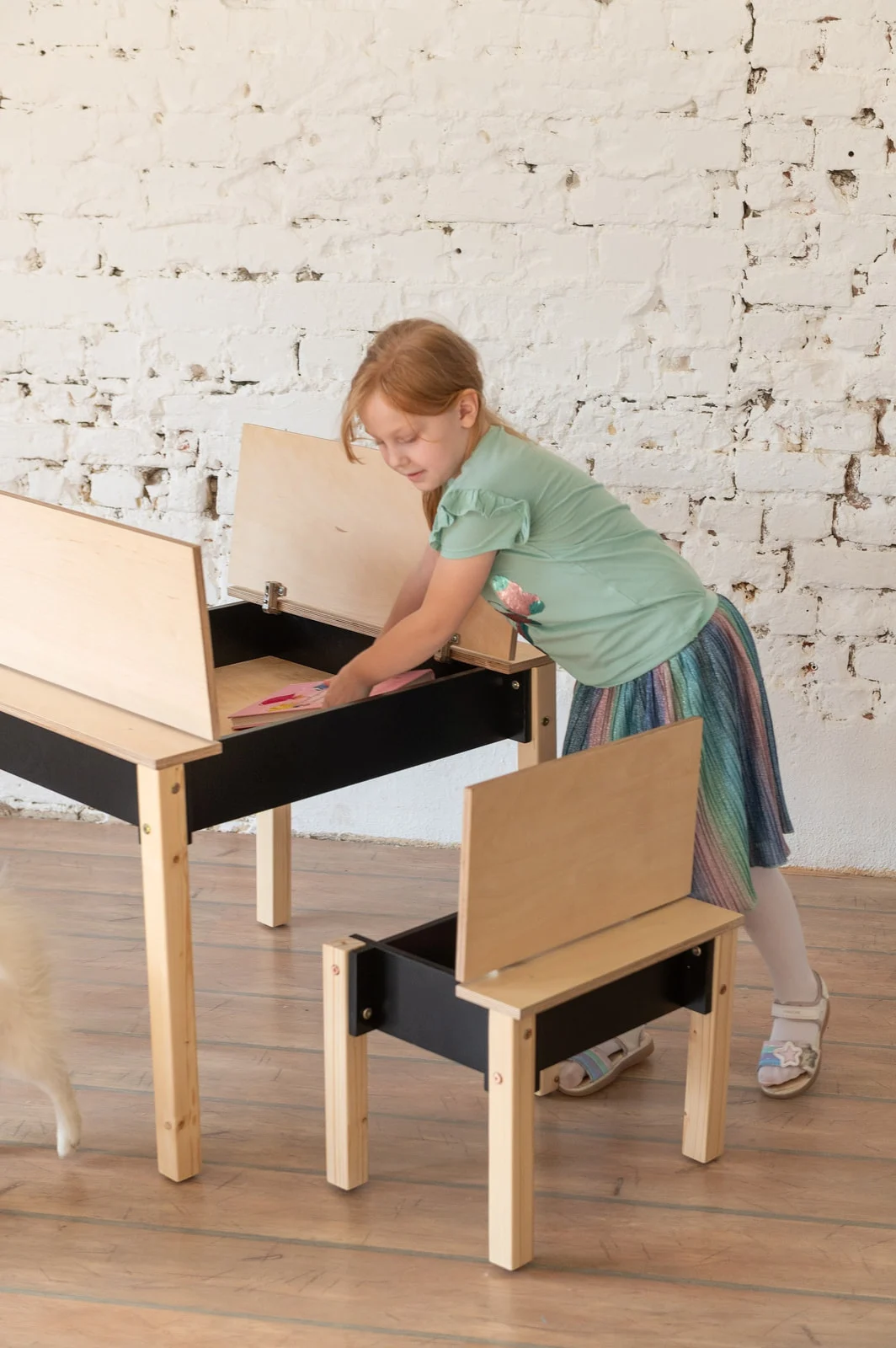Kids’ Table and Chair Set with Hidden Storage, photo 18