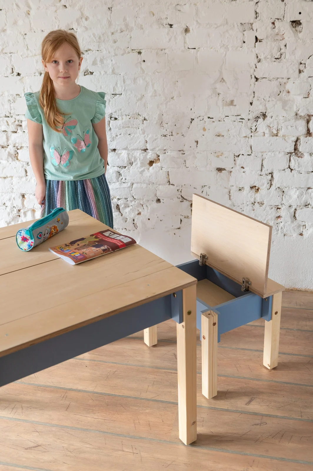 Kids’ Table and Chair Set with Hidden Storage, photo 12