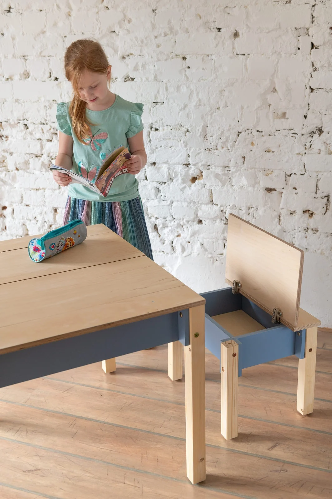 Kids’ Table and Chair Set with Hidden Storage, photo 13