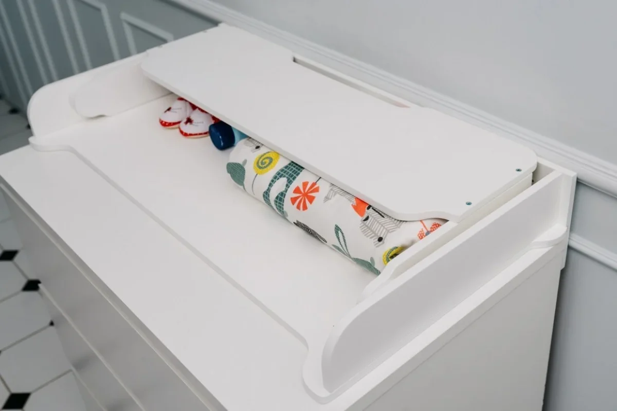 Birch Plywood Changing Table Top for a Chest of Drawers, photo 6