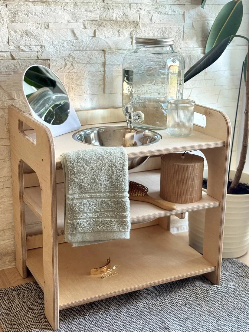Small Montessori Wash Station with Lid, photo 5