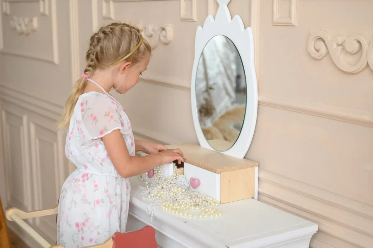 Kids’ Dressing Table and Chair with Crown Mirror, photo 3